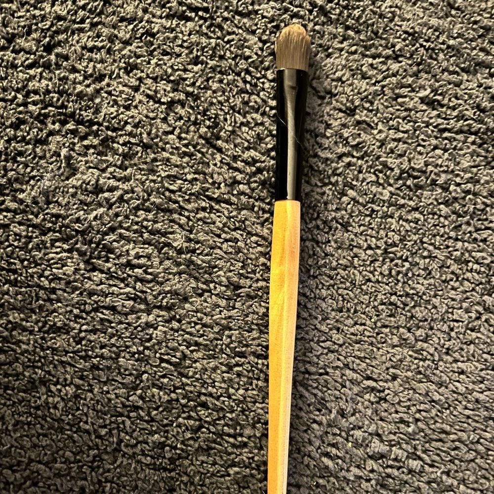 Brand new benefit concealer brush